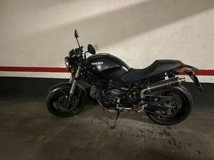 DUCATI - MONSTER 695