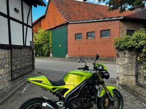 TRIUMPH SPEED TRIPLE 1050 515NJ