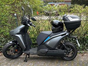 RAY 7.7 ROLLER PREMIUM MIT 3,3 KW LADER/TYP 2STECKER !ANGEBOT!