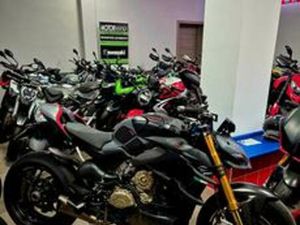 DUCATI STREETFIGHTER V4 S STRAFULL SCARICO AKRAPOV