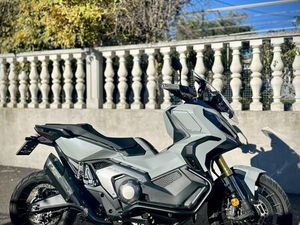 HONDA X ADV 750 AKRAPOVIC, 2022 GOD.