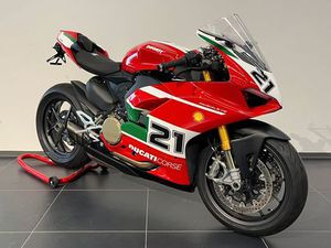 DUCATI PANIGALE V2 BAYLISS