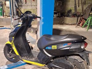 SCOOTER PEUGEOT 50CM2
