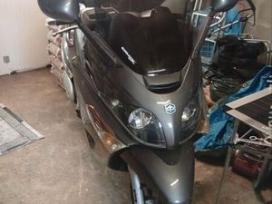 SCOOTER PIAGGIO XEVO