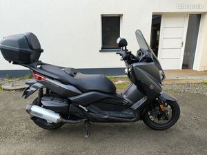 SCOOTER XMAX 400 YAMAHA