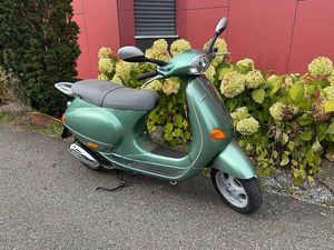 VESPA ET4 125 AB MFK 3.10.25 SERVICE REIFEN