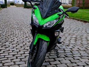 ② KAWASAKI NINJA 650, 35KW