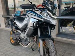 CF MOTO MT 800 EXPLORE