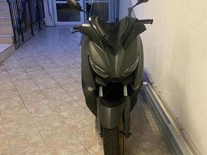 ② XMAX 2020 TECHMAX 125