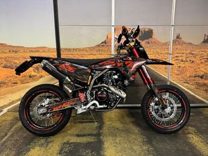 XMF 125 MOTARD