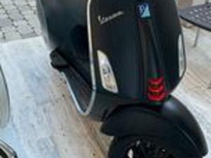 VESPA 50 SPRINT 2022