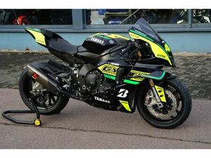 YAMAHA YZF-R1 RACE GYTR, RN65, ÖHLINS, AKRAPOVIC, ETC.