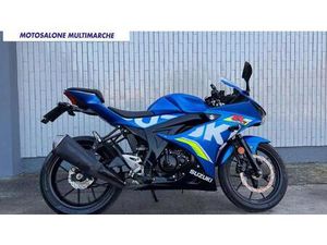 VENDO SUZUKI GSX R 125 (2017 - 20) USATA A TREZZANO SUL NAVIGLIO (CODICE 9893994) - MOTO.IT