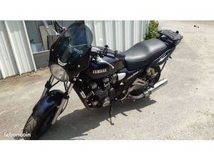 YAMAHA XJR1300