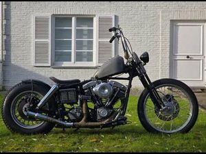 ② HARLEY SHOVELHEAD 1978 CUSTOM POUR COLLECTIONNEURS ROULE PAR