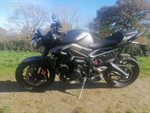 STREET TRIPLE 765 R