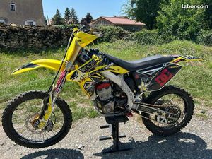 SUZUKI 250 RM-Z