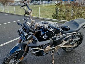 VENDS ZONTES SCRAMBLER 125