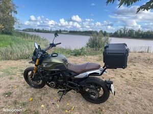 MORINI SEIEMMEZZO 650 SCRAMBLER