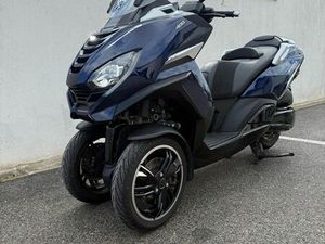 PEUGEOT MÉTROPOLIS 400