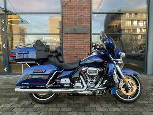 HARLEY-DAVIDSON CVO FLHTKSE ULTRA LIMITED + KESSTECH