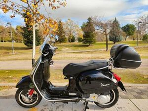 VESPA - GTS 300 IE SUPERSPORT