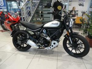 DUCATI SCRAMBLER ICON DARK