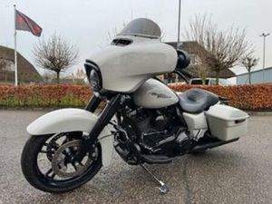 HARLEY-DAVIDSON STREET GLIDE STREETGLIDE FLHX — MOTOREN | HARLEY-DAVIDSON — MARKTPLAATS