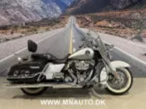 HARLEY-DAVIDSON FLHRCI ROAD KING CLASSIC