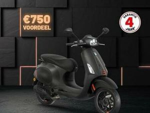 VESPA SPRINT FL NIEUW DECEMBER DEAL ! — SCOOTERS | VESPA — MARKTPLAATS