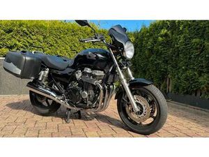 HONDA SEVEN FIFTY, WENIG KILOMETER, NAVI, SEITENKOFFER