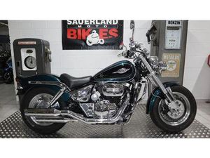 SUZUKI VZ 800 MARAUDER SEHR VIEL ZUBEHÖR