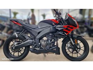 ?️ ROADSTER APRILIA TUONO – 125 CM³ – 2022