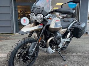 DESTOCKAGE V85TT TRAVEL MOTO GUZZI -118KM