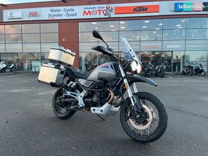 MOTO GUZZI V85 TT TRAVEL 2023