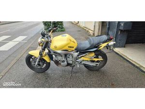 MOTO YAMAHA FZ 6