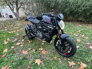 DUCATI MONSTER 937