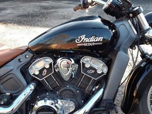VENDS MOTO INDIAN SCOUT