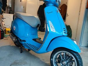 VESPA PRIMAVERA ANIVERSARIO 125