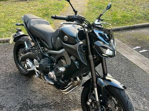 YAMAHA MT09