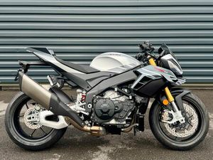 APRILIA TUONO V4 1100 2025