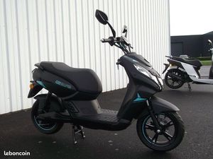 SCOOTER PEUGEOT E-STREETZONE ELECTRIQUE
