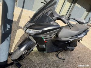 SCOOTER APRILIA 2022
