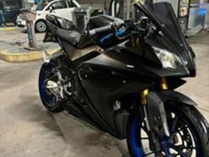 YAMAHA YZF R125 2015