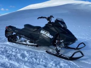 SKI-DOO SUMMIT ROTAX 800R E-TEC