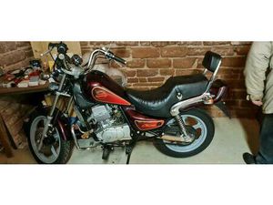 HYOSUNG GA 125 CRUISE 1