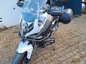 CF MOTO 650 MT
