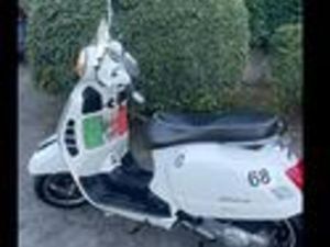 PIAGGIO VESPA 300 GTS - 2012