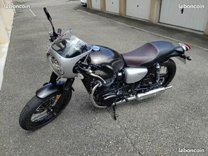 MOTO KAWASAKI W800 CAFÉ RACER