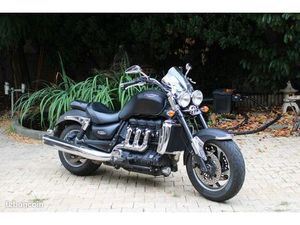TRIUMPH ROCKET 3 2010